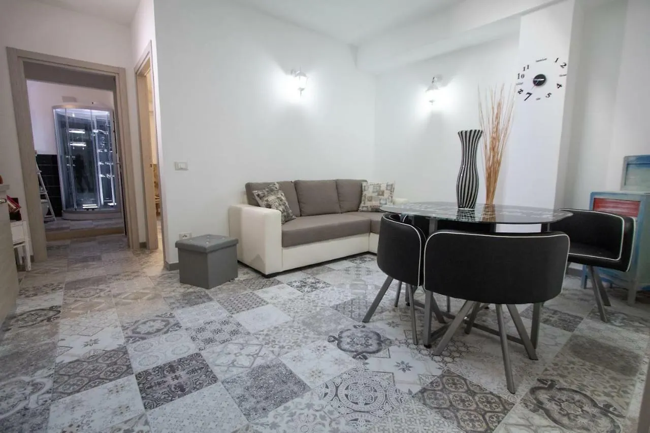 La Maison D'Irene Avola 0*,  Italy